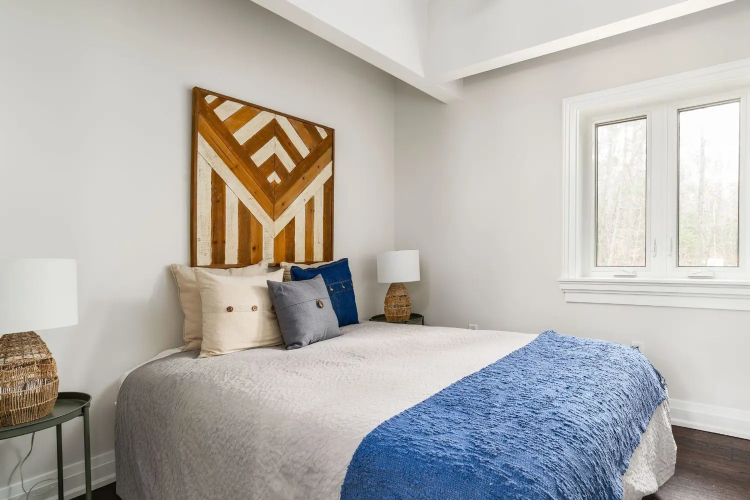 Additional image 13 of 613 Long Lake Road