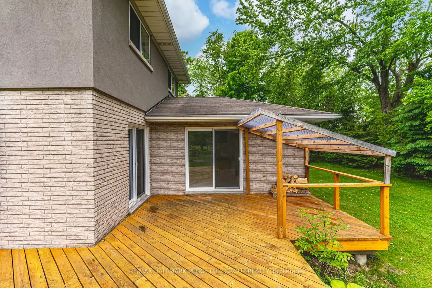 Additional image 11 of 5853 Yonge Street