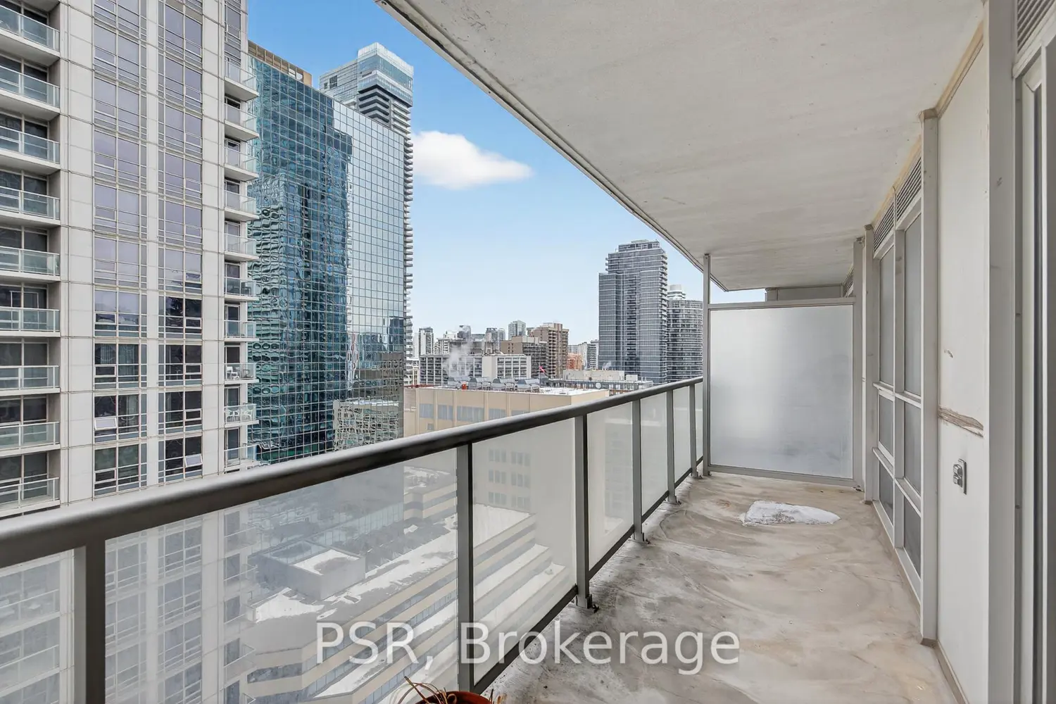 Additional image 12 of 761 Bay Street 2414