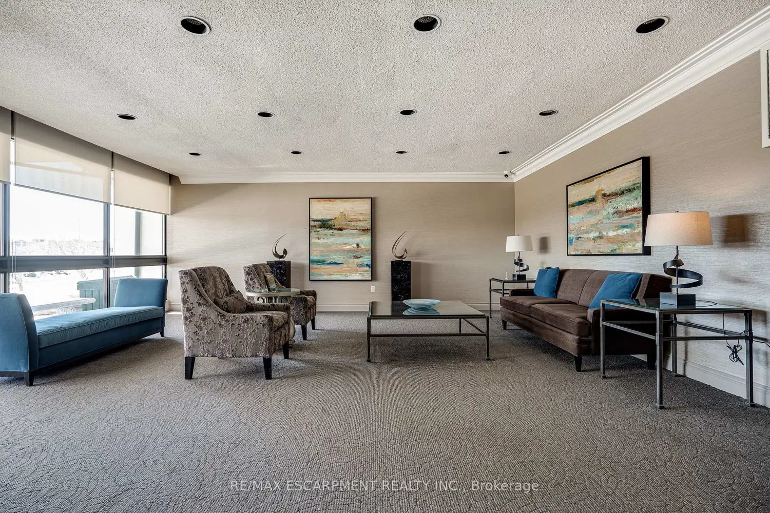 Additional image 16 of 2055 Upper Middle Road 407