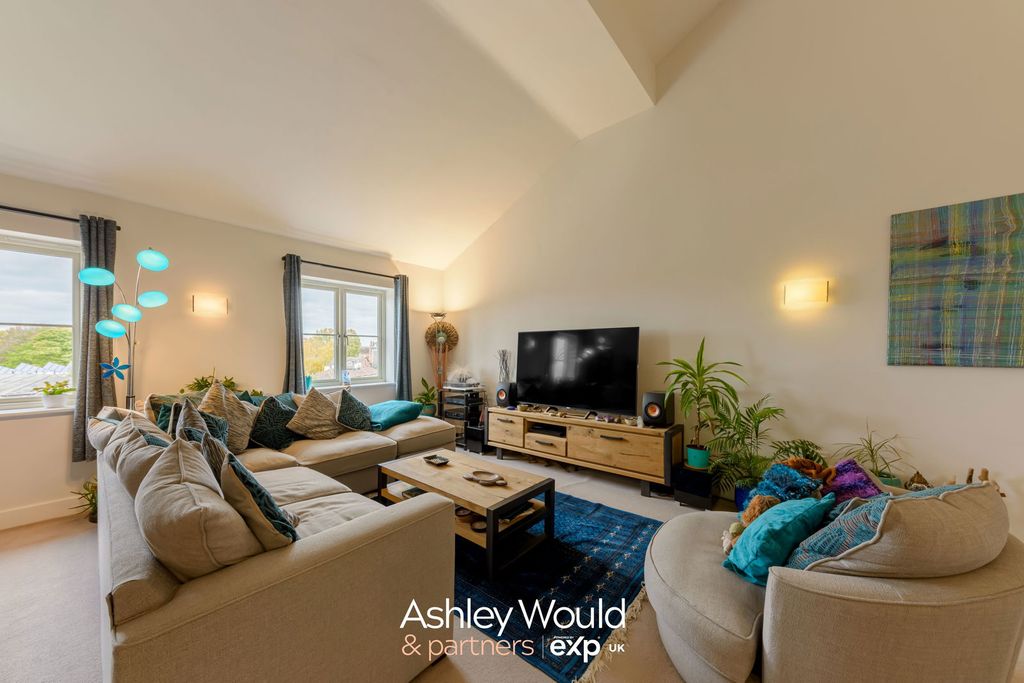 Additional image 5 of 3 bed flat for saleMill Street, Worcester WR1