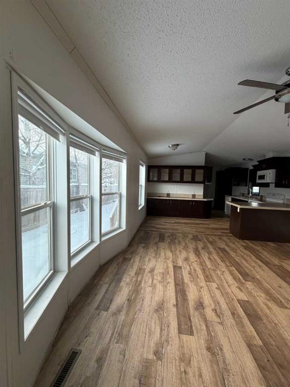 Additional image 4 of 125 Jackpine Way, Fort Mcmurray, AB, T9K 1A6