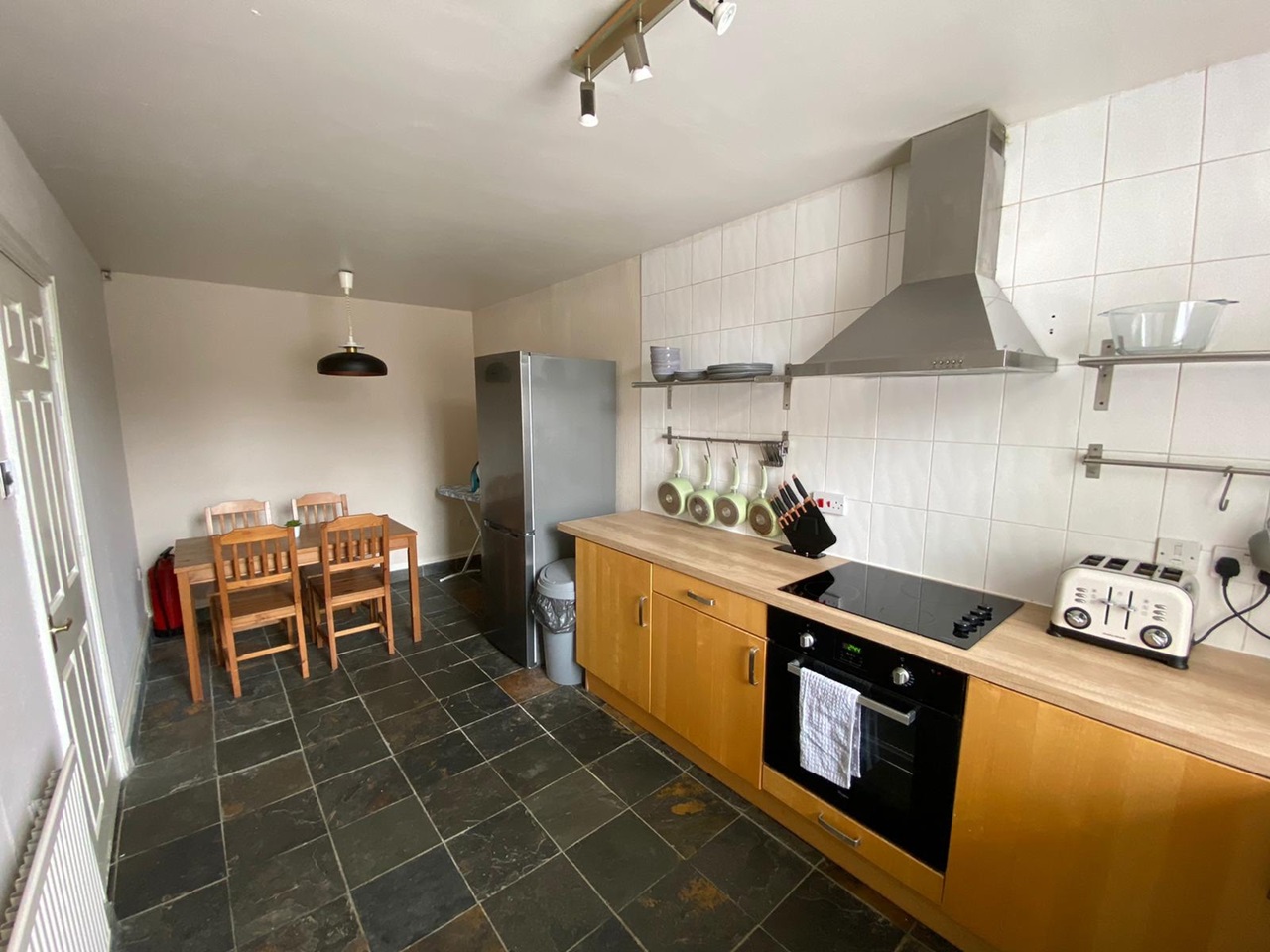 Additional image 6 of 2 Bed Flat, Chatsworth House, LS2, N1 7GU