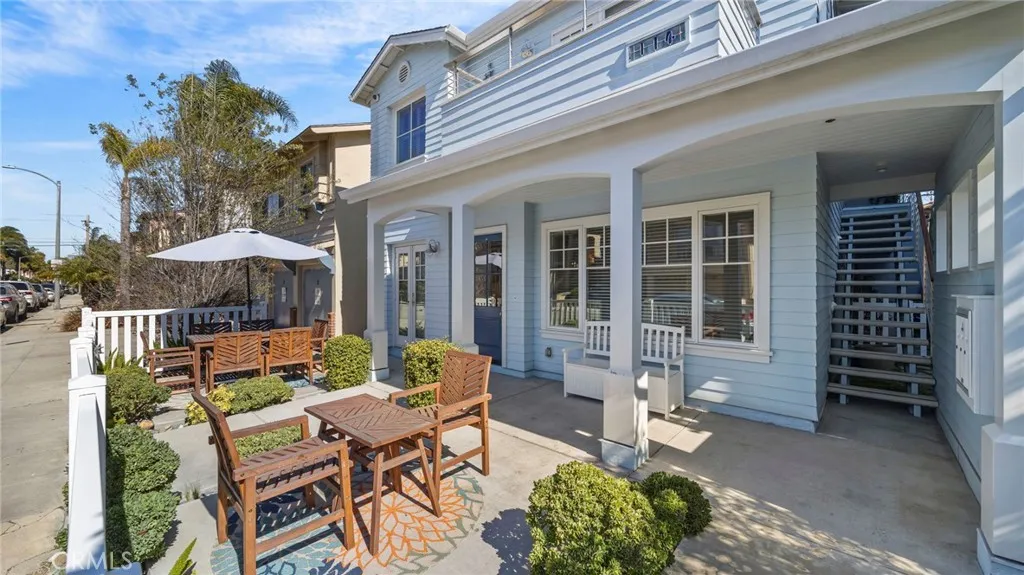 Additional image 3 of 114 Roycroft Ave Unit A, Long Beach, CA 90803