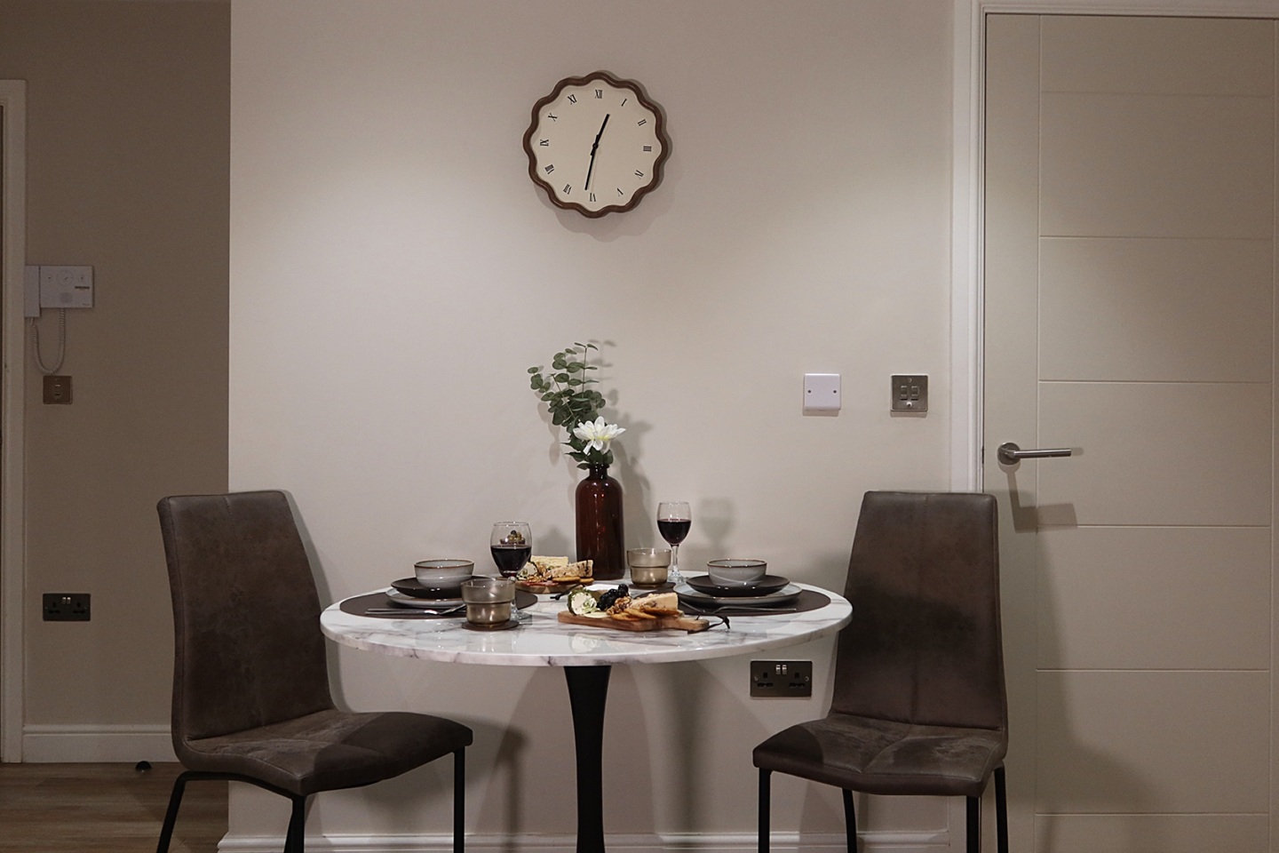 Additional image 25 of Studio Flat, East Parade, LS1, N1 7GU