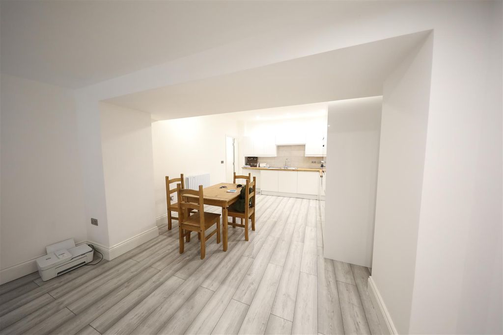 Additional image 3 of 12 bed block of flats for saleGeorge Street, Hull HU1