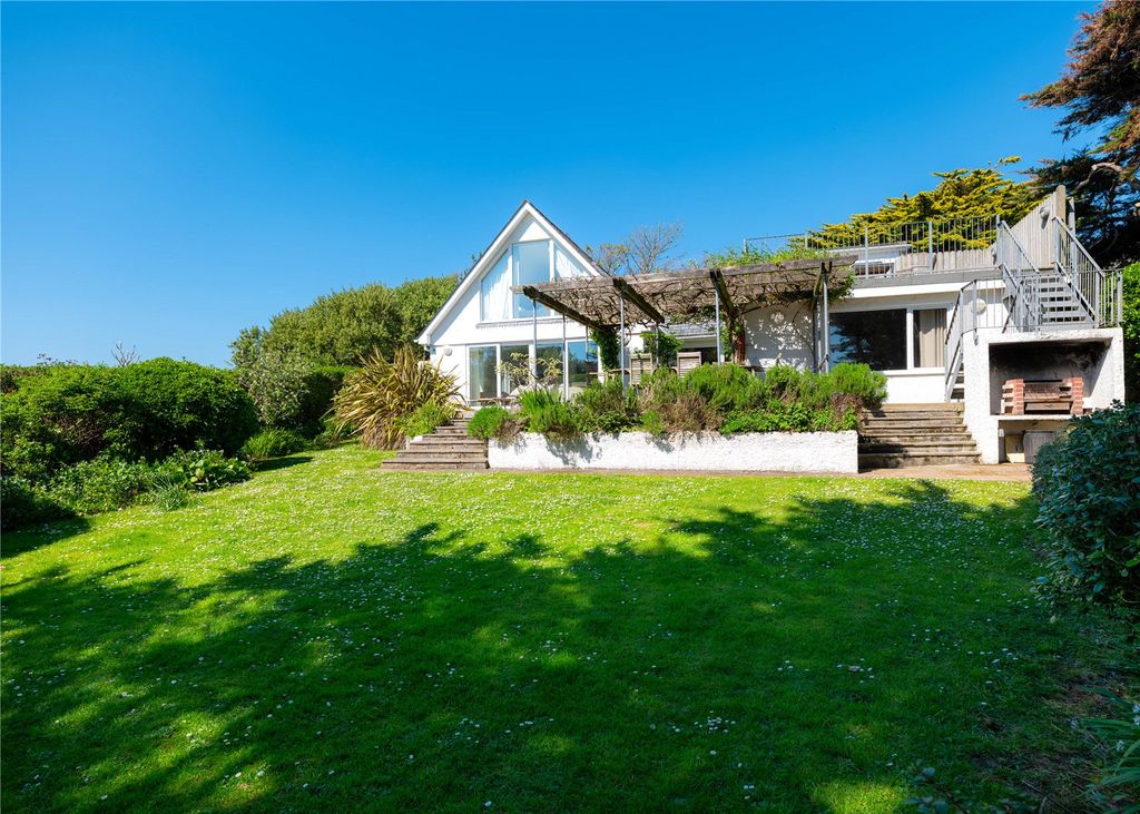 5 bed detached house for saleTrebetherick, Wadebridge, Cornwall PL27 photo 2