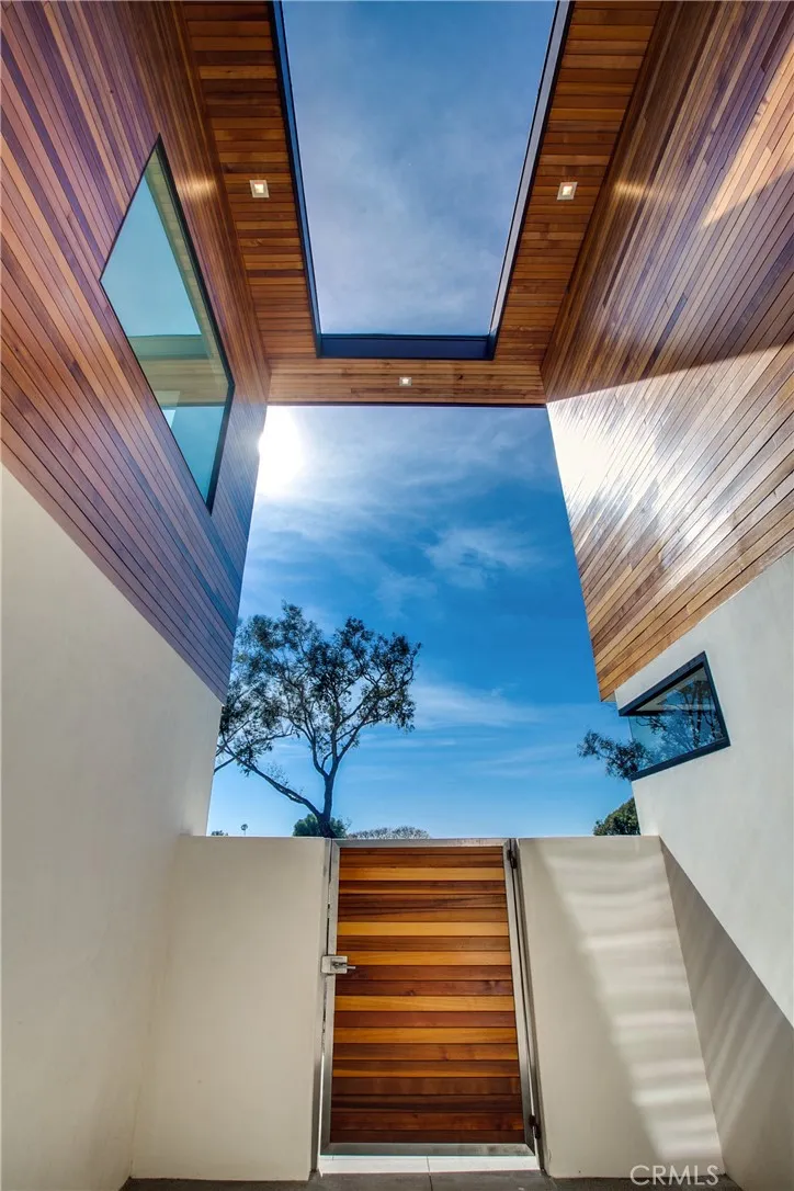 Additional image 30 of 324 Saint Andrews Road, Newport Beach, CA 92663