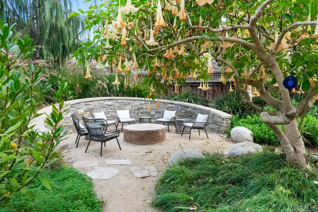 561 N Rios Ave, Solana Beach, CA 92075