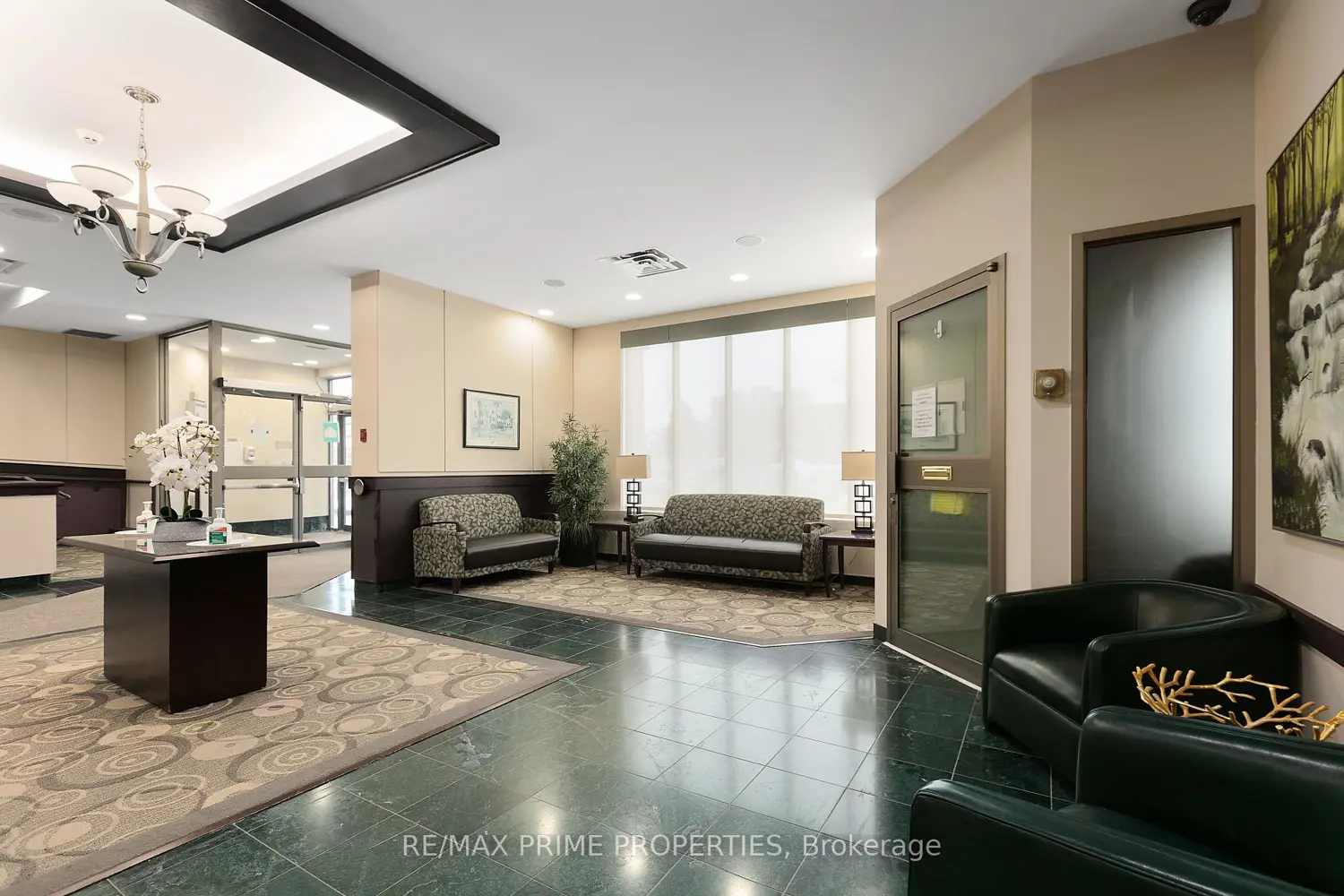 Additional image 18 of 200 Lafontaine Avenue 901