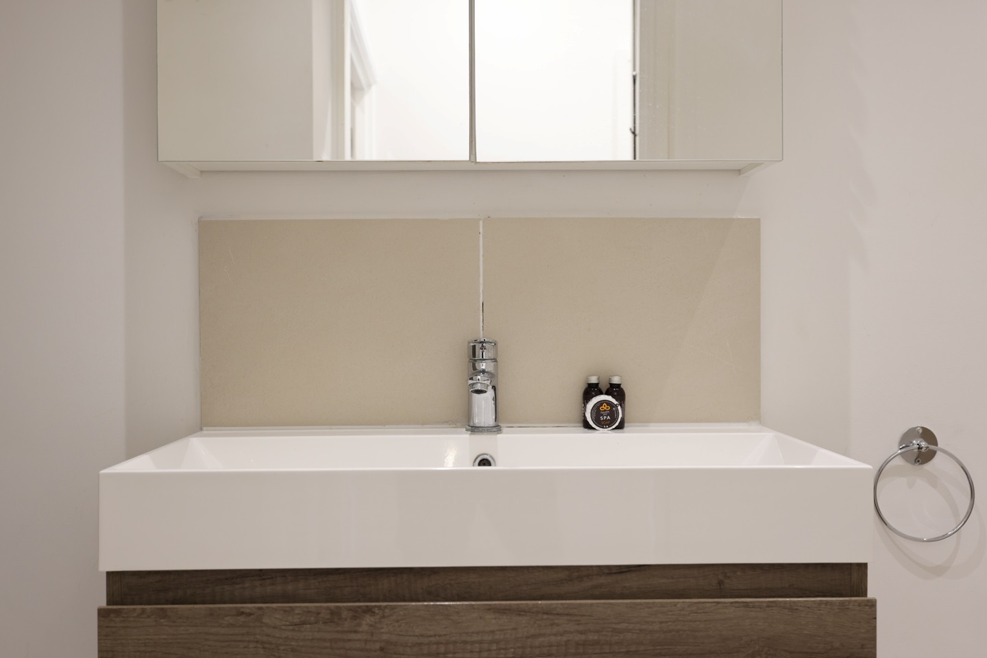 Additional image 8 of 1 Bed Flat, Broadway Market, E8, N1 7GU