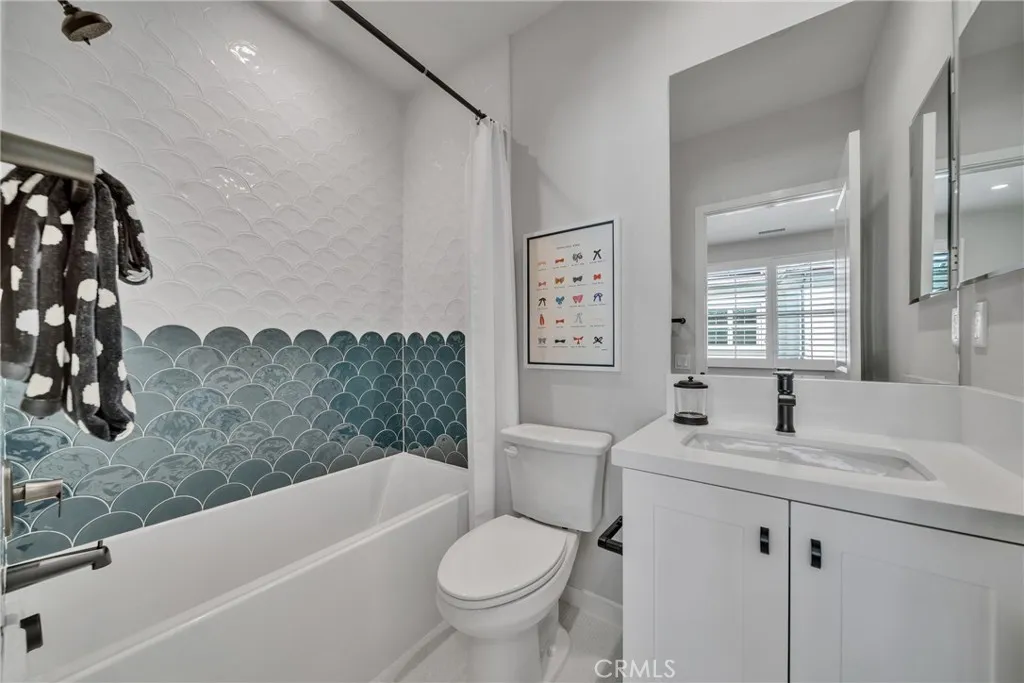 Additional image 25 of 124 Sunnyside, Irvine, CA 92618
