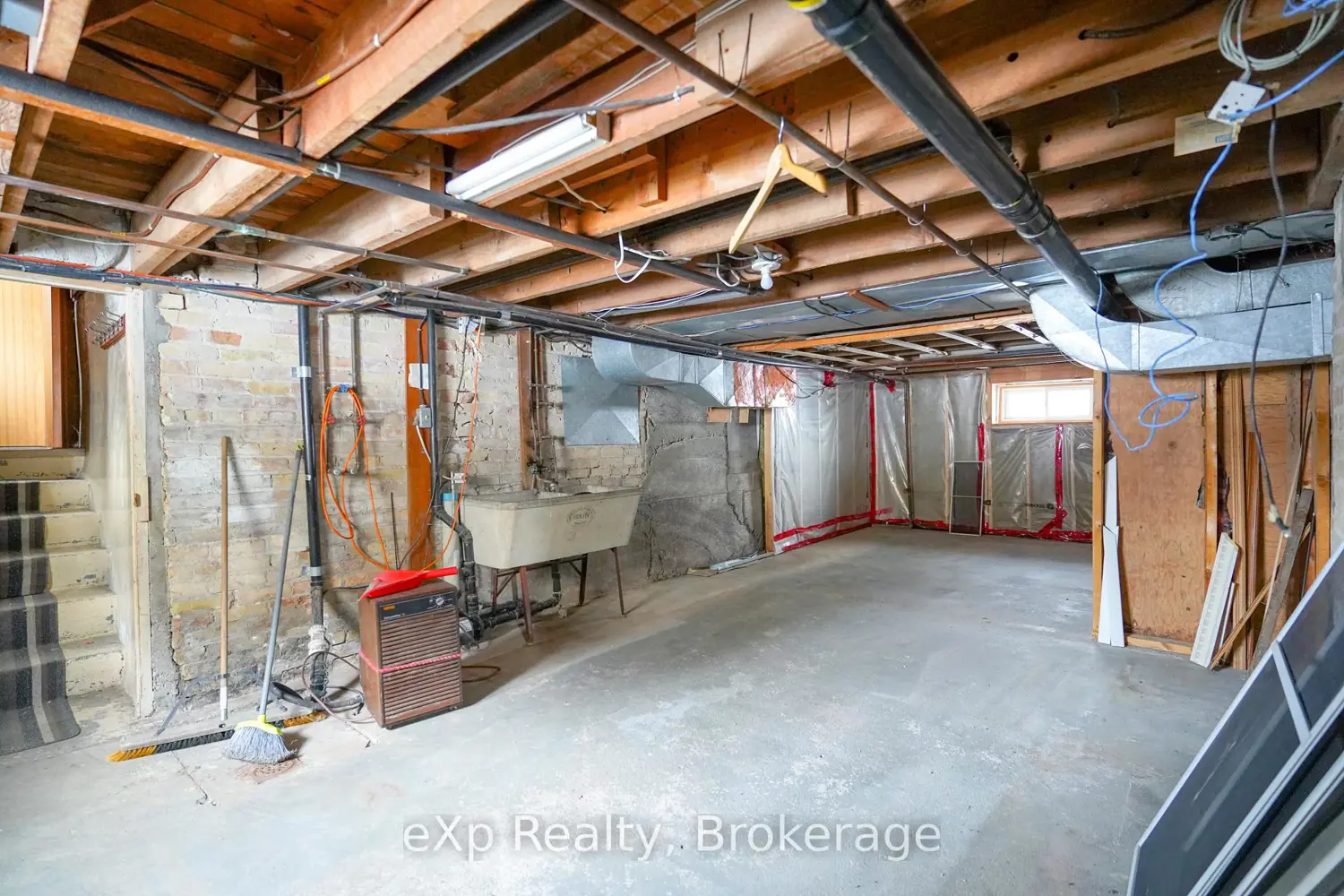 Additional image 14 of 78 Victoria Avenue