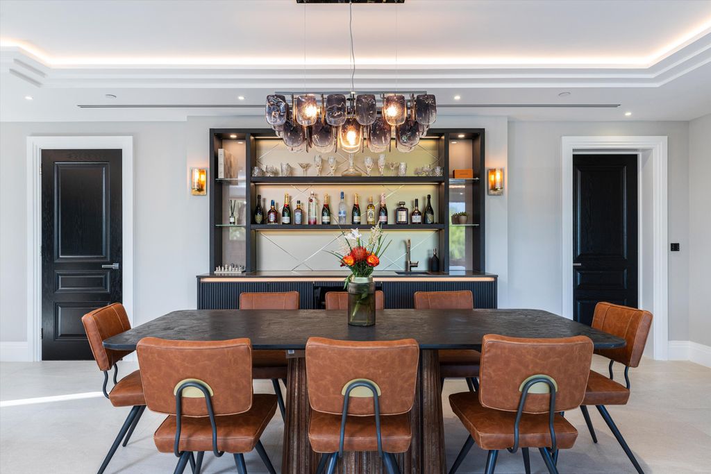 Additional image 6 of 6 bed detached house for saleCharters Gate, Hancocks Mount, Ascot, Berkshire SL5