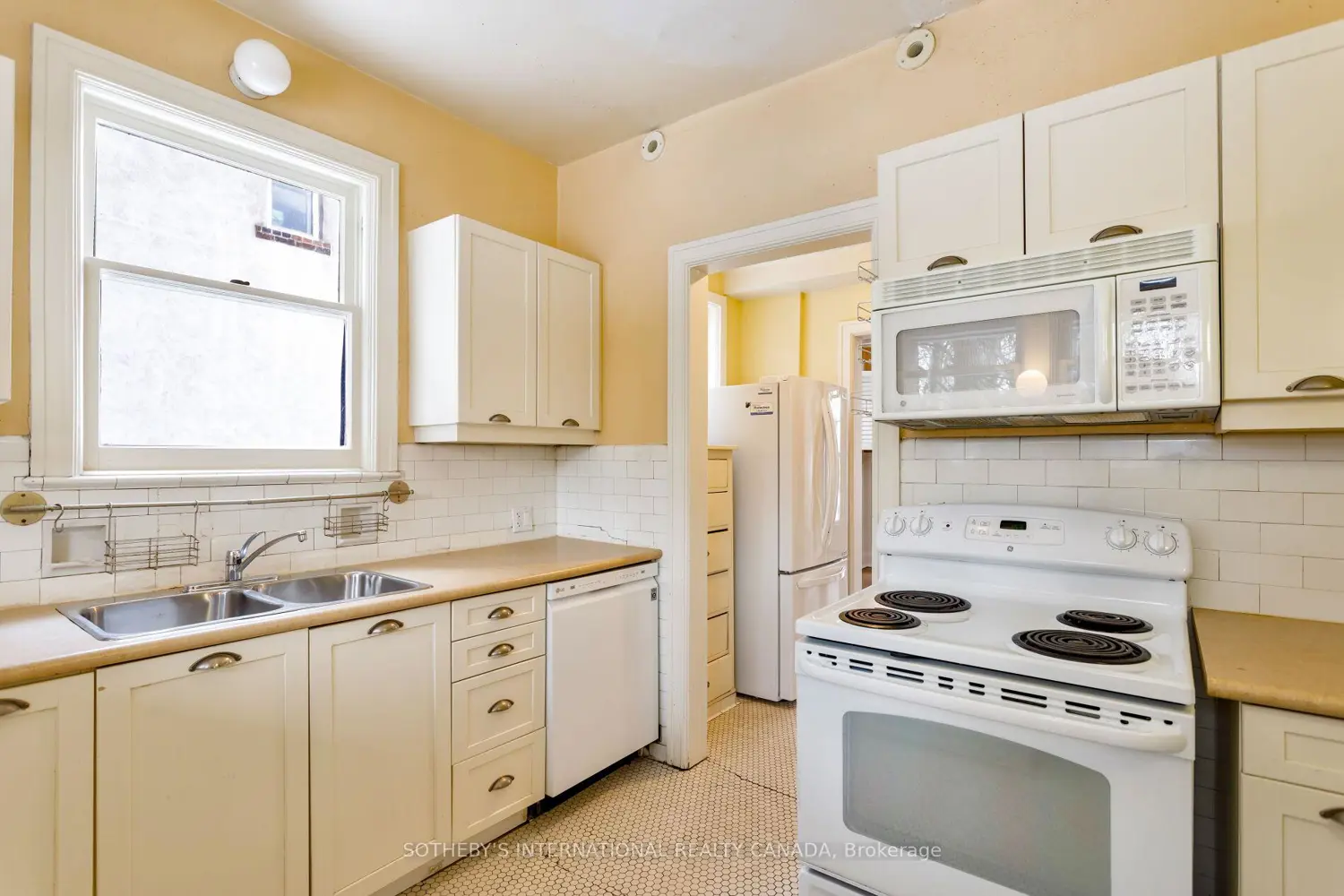 Additional image 13 of 16 Rose Park Crescent