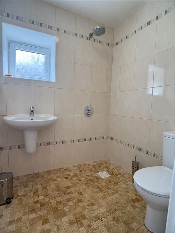 Additional image 12 of 2 bed flat for saleLangland Road, Mumbles SA3