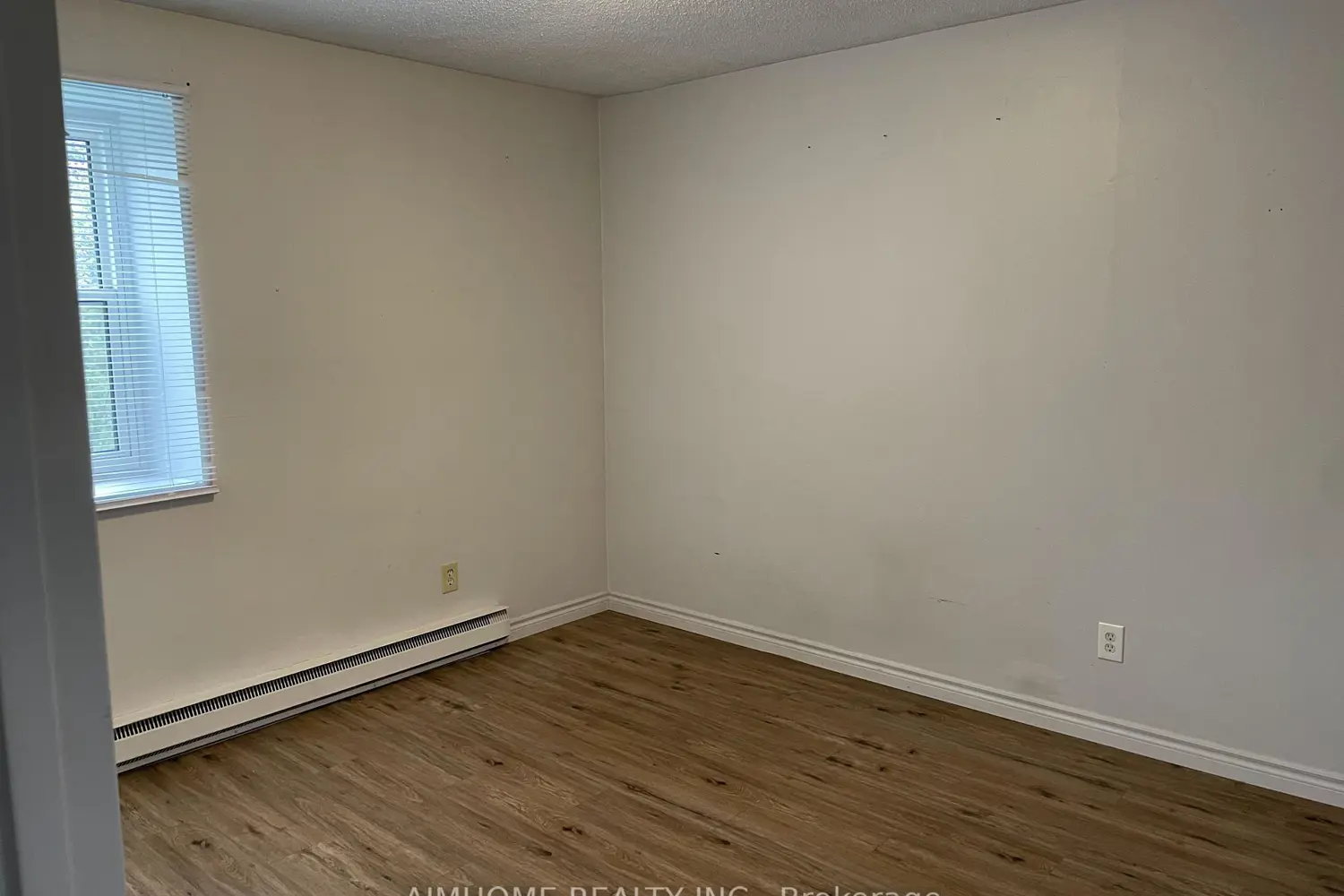 Additional image 6 of 113 Westmount Road 4