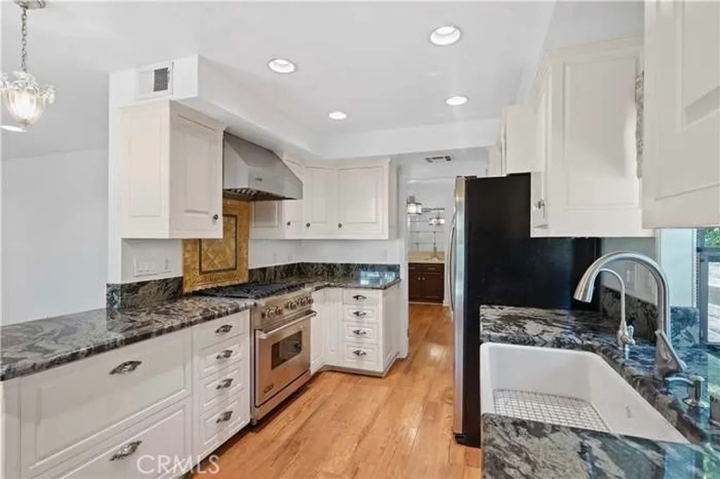 Additional image 12 of 5194 Legacy Court, Woodland Hills, CA 91364