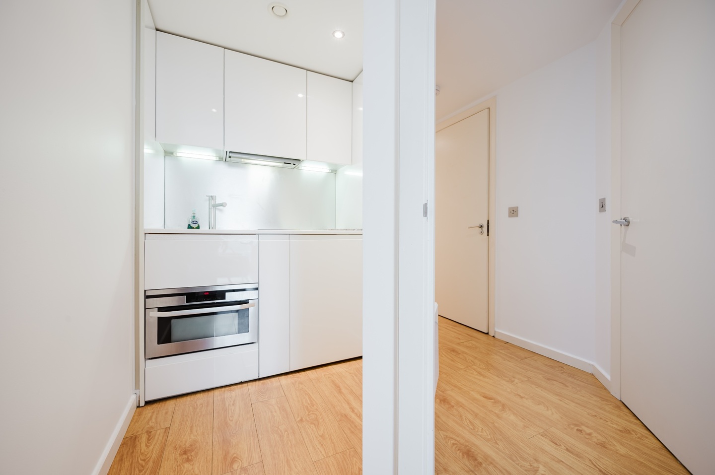 Additional image 8 of 1 Bed Flat, Bridgewater Place, LS11, N1 7GU