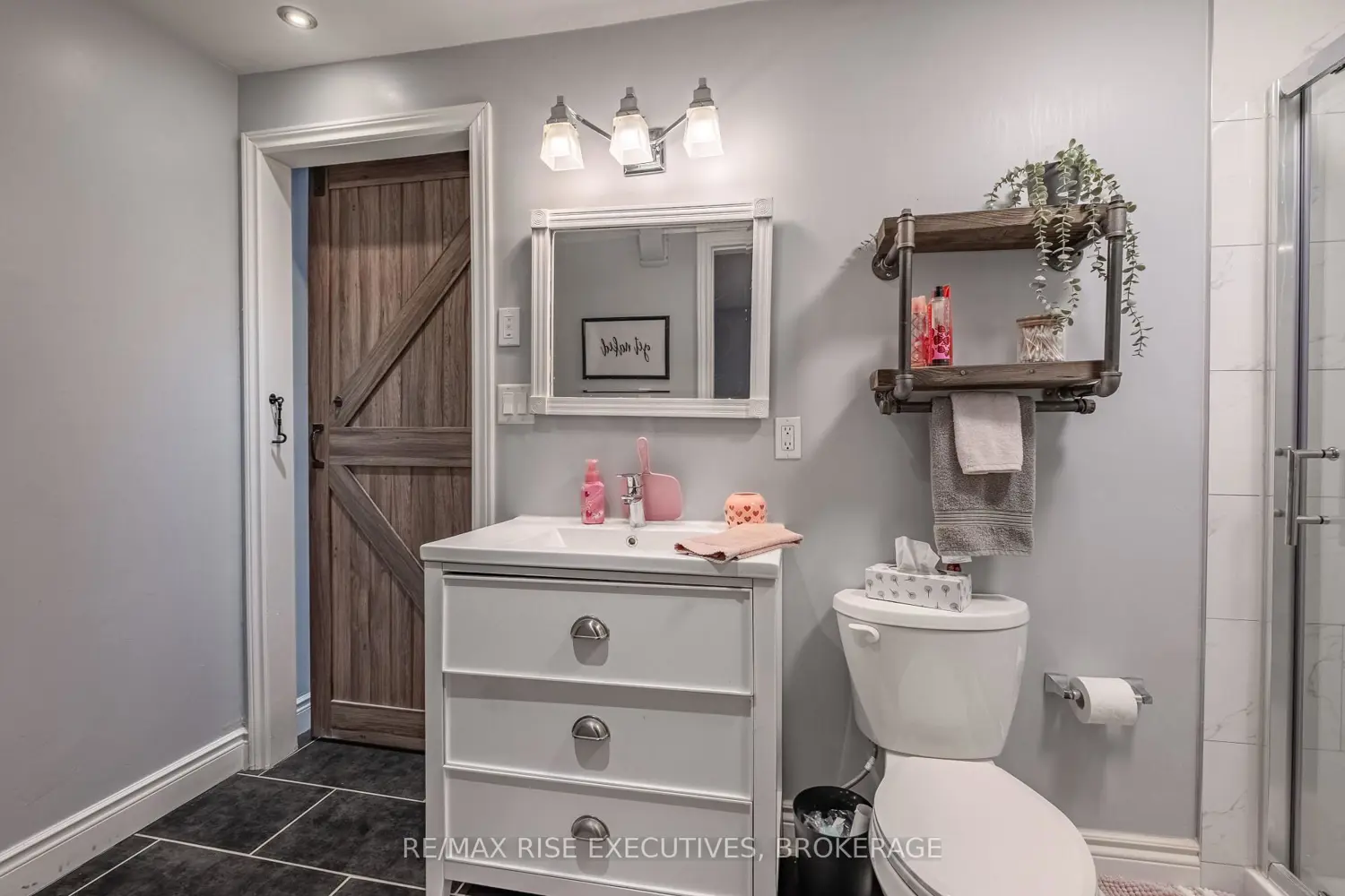 Additional image 13 of 1388 Ottawa Street