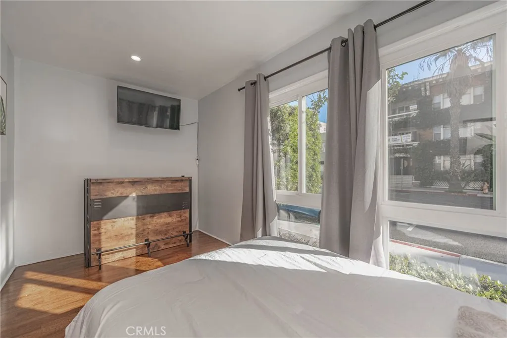 Additional image 29 of 325 Cedar Ave, Long Beach, CA 90802