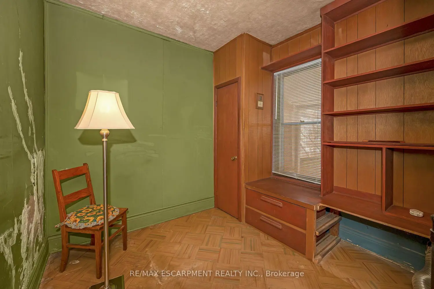 Additional image 12 of 31 1/2 Garside Avenue