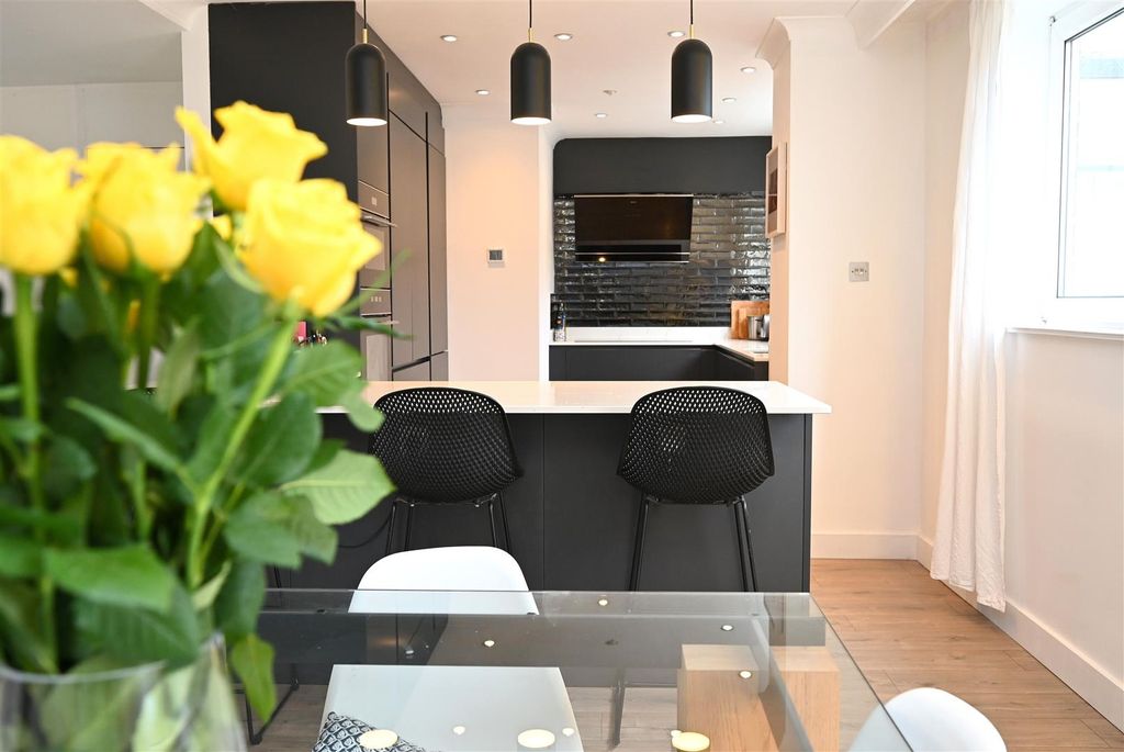 Additional image 7 of 3 bed flat for saleThe Regents, Norfolk Road, Edgbaston, Birmingham B15