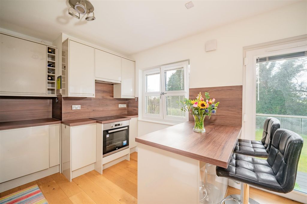 Additional image 6 of 2 bed flat for saleGardyne Road, Broughty Ferry, Dundee DD5