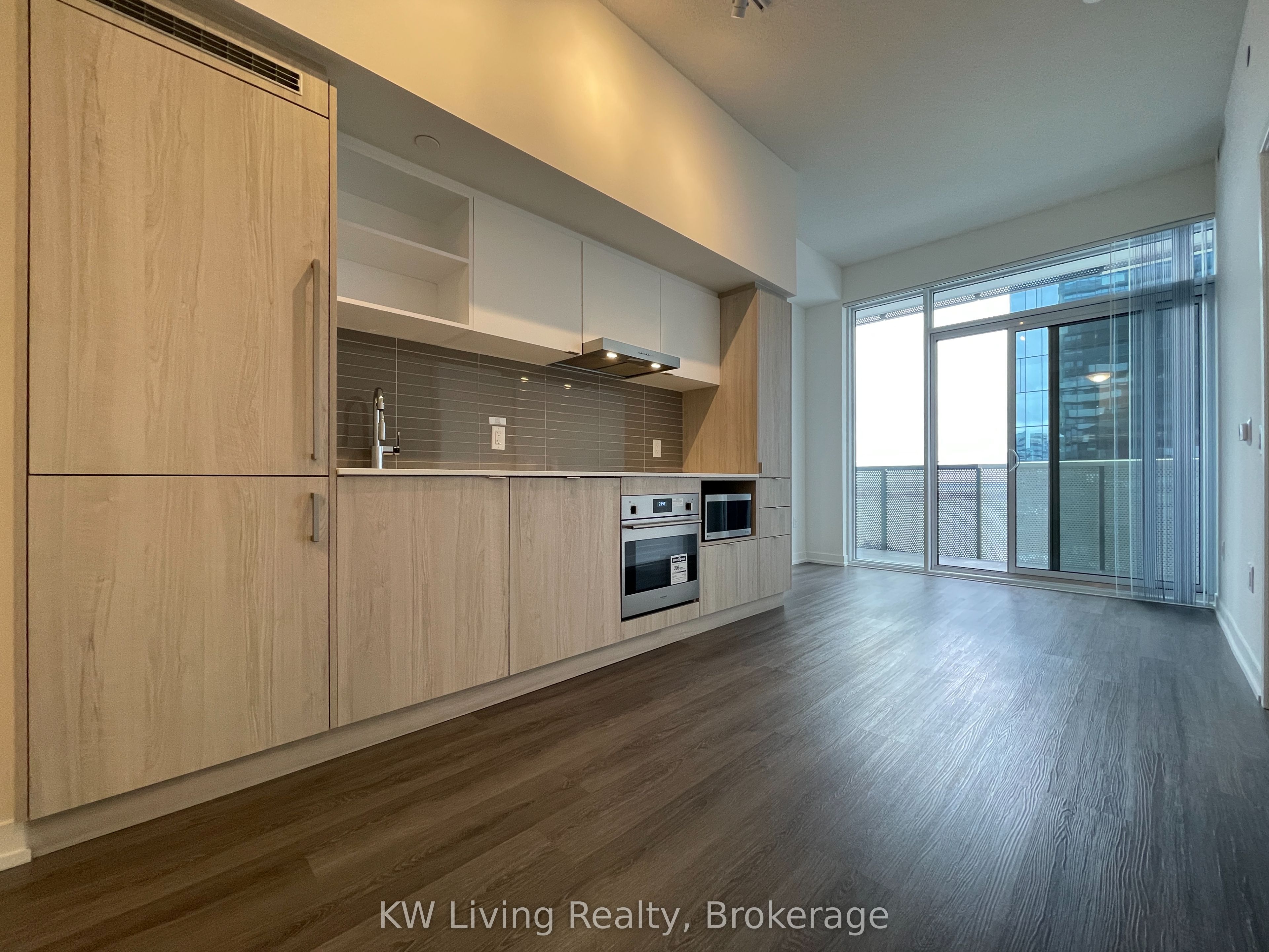 Additional image 4 of 2208-138 Downes Street, Toronto, ON, M5E 0E4