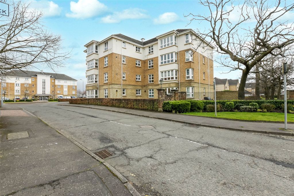 Additional image 21 of 3 bed flat for saleThe Paddock, Hamilton, South Lanarkshire ML3