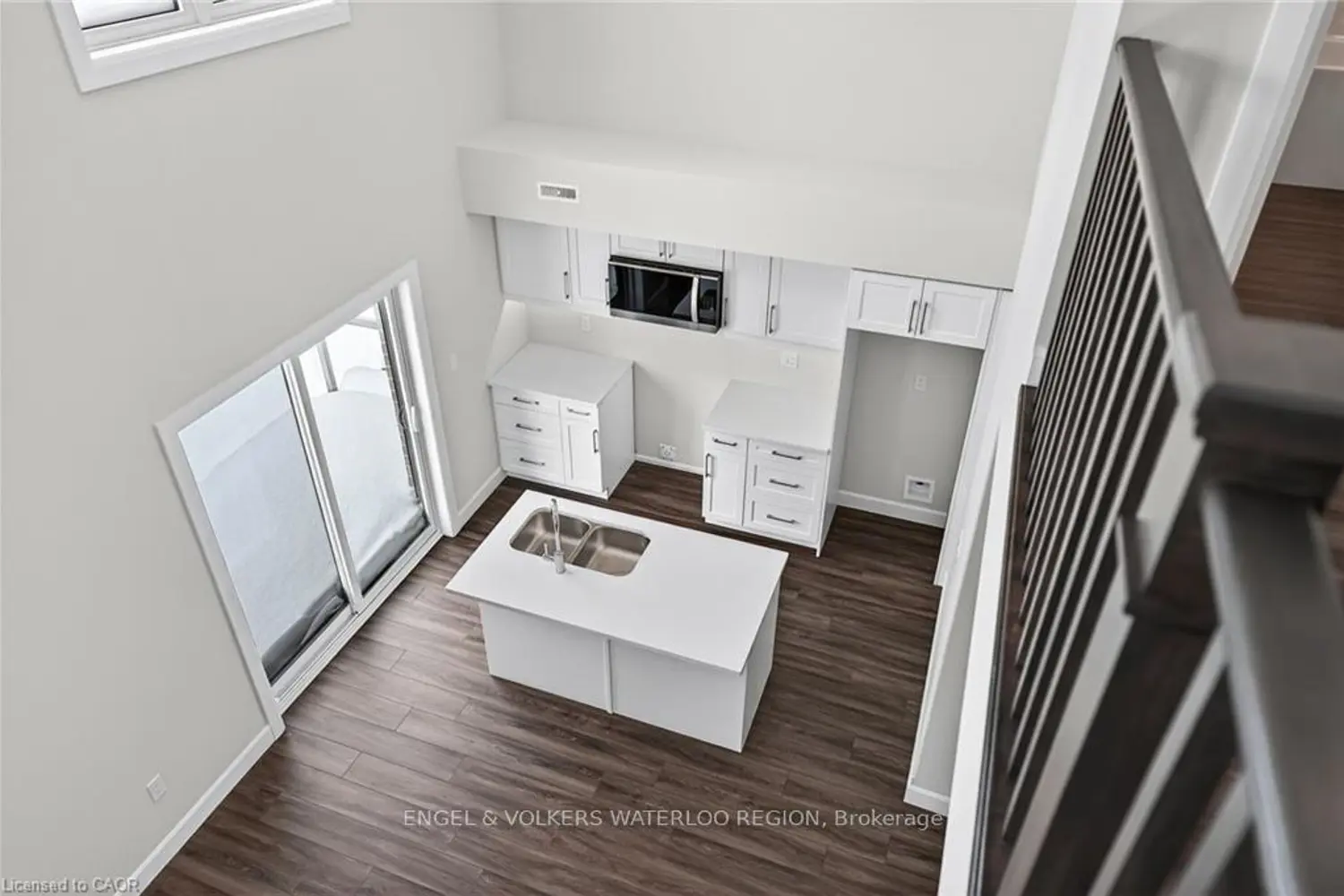 Additional image 14 of 3202 Vivian Line 45