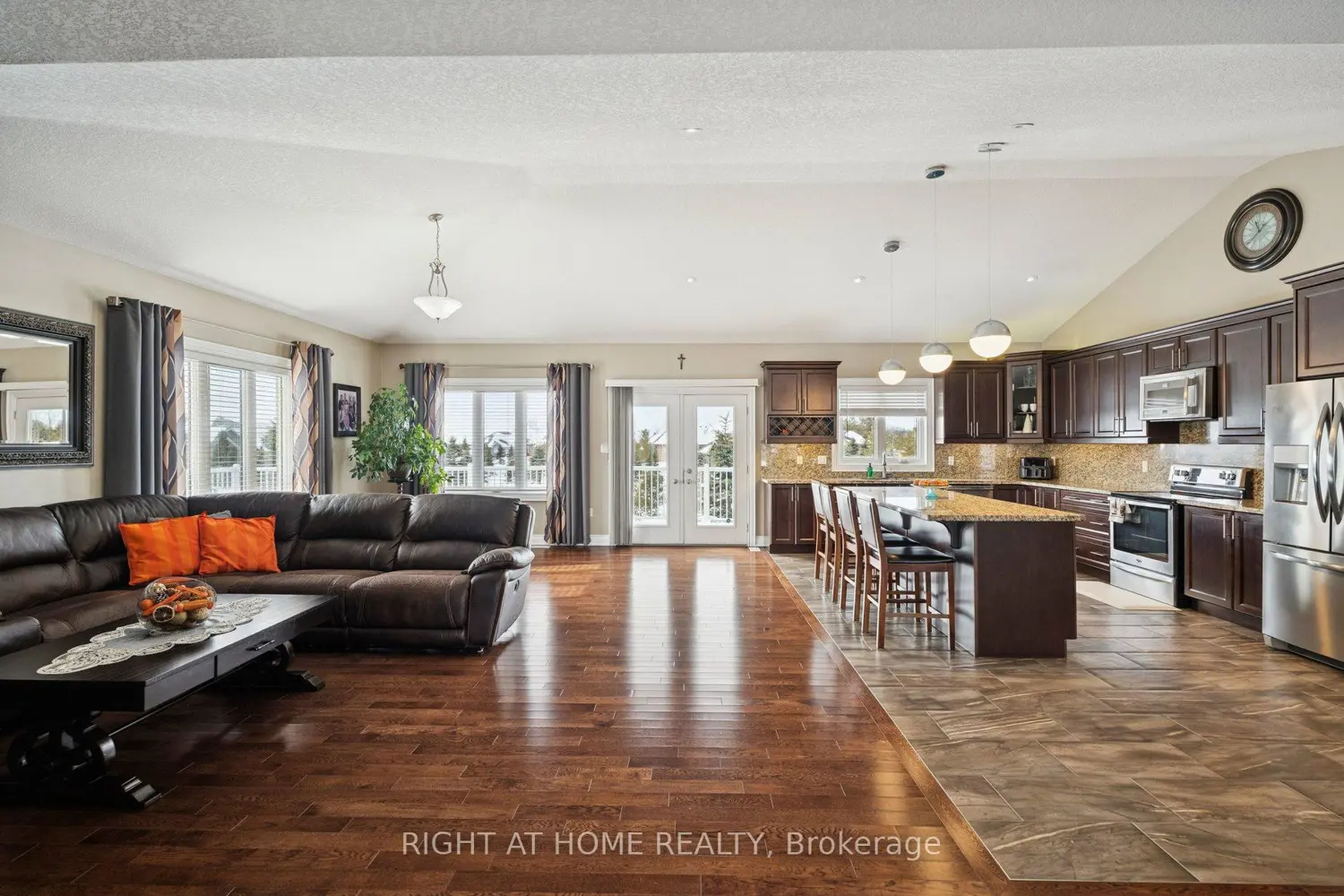 Additional image 5 of 10 Brolley Crescent