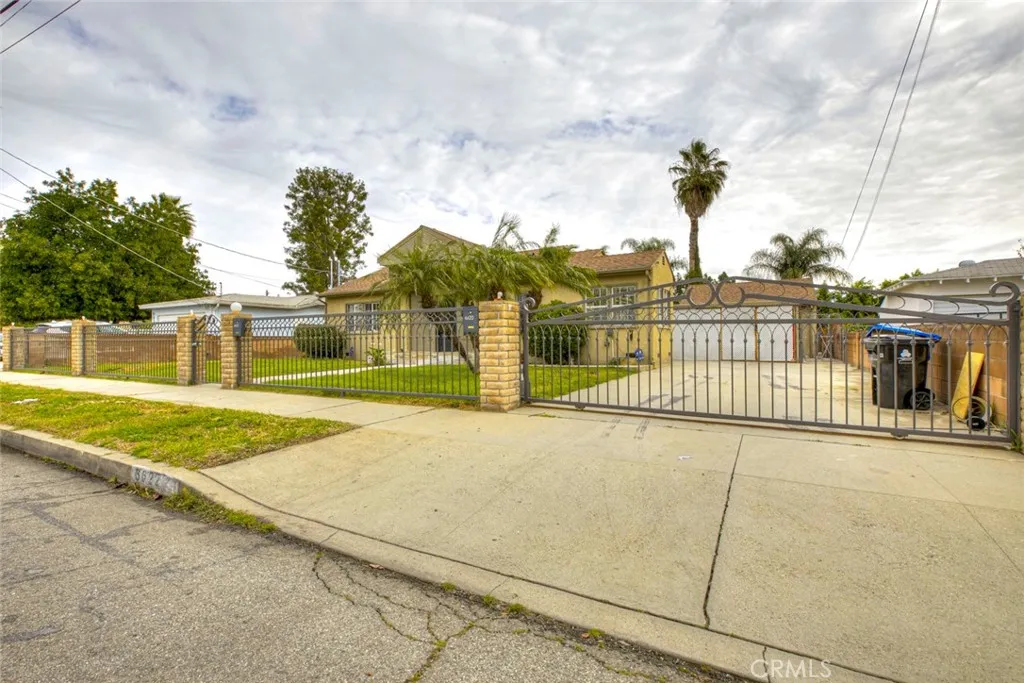 Additional image 3 of 6622 Varna Ave, Van Nuys, CA 91401