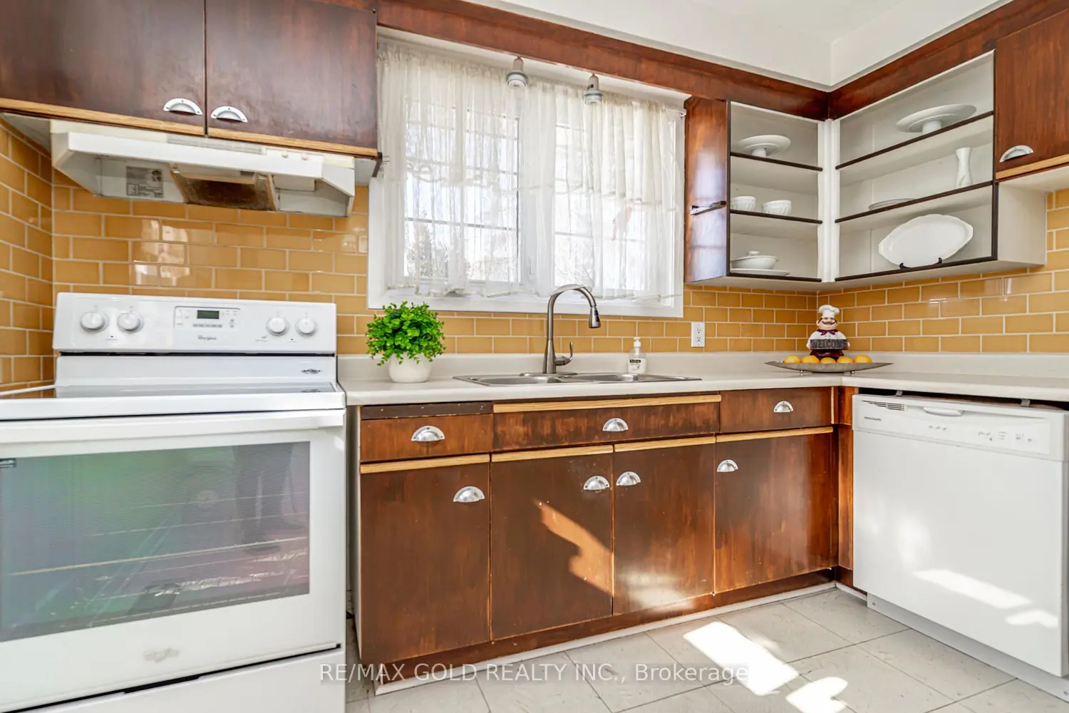 Additional image 6 of 11 Edgebrook Crescent