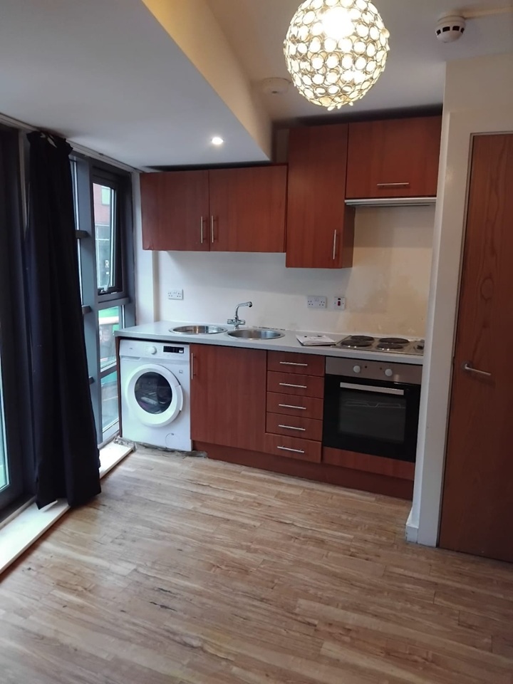 1 Bed Flat, Withy Grove, M4, N1 7GU