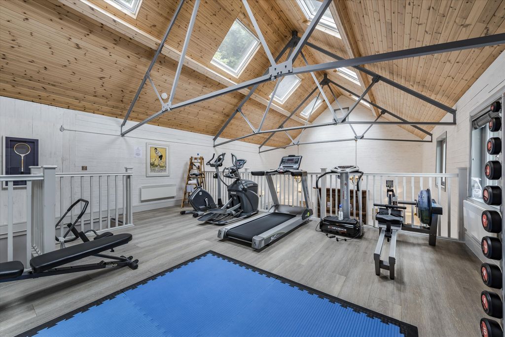 Additional image 21 of 2 bed flat for saleKings Ride, Ascot, Berkshire SL5