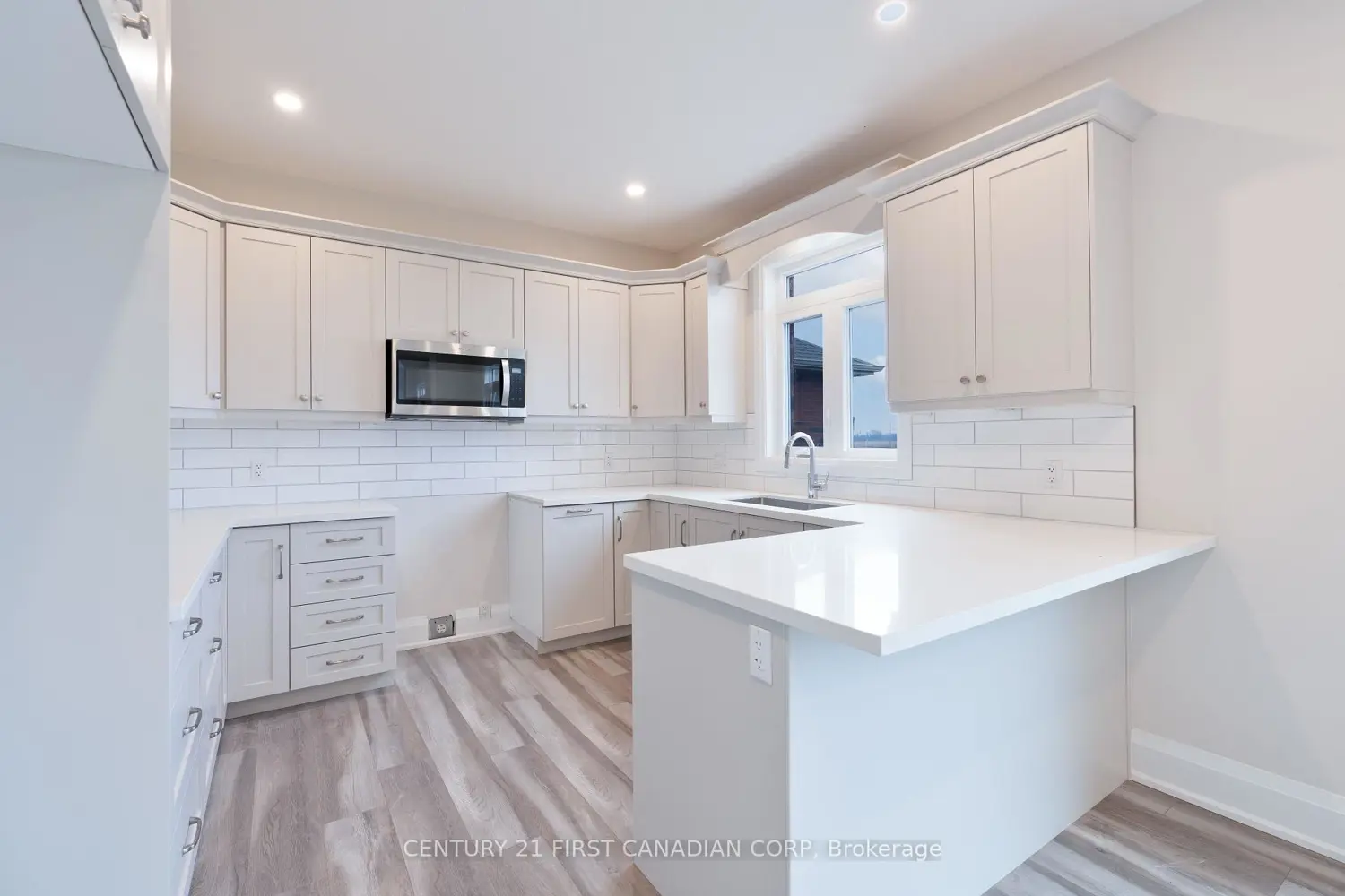 Additional image 5 of 240 Leitch Street