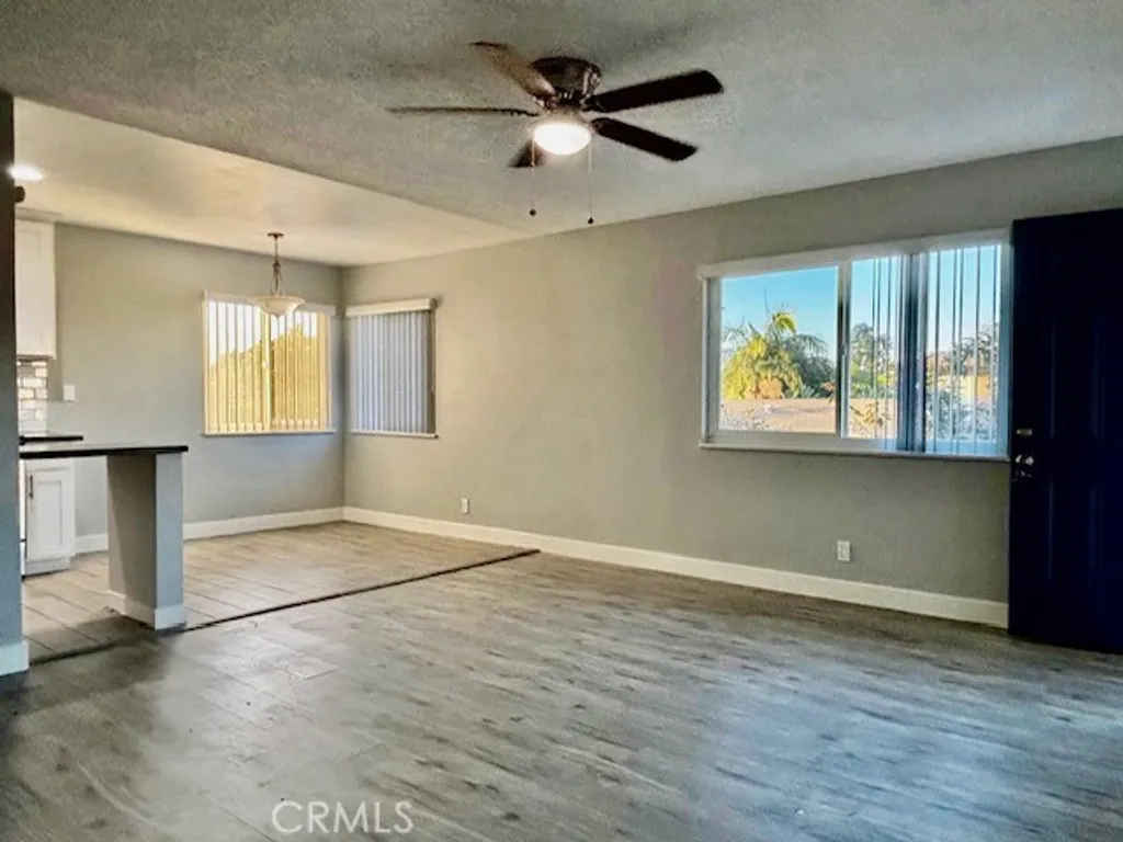 Additional image 15 of 17132 Emerald Ln Unit 4, Huntington Beach, CA 92647