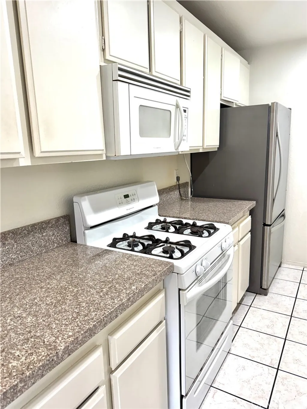 Additional image 7 of 20527 S Vermont Ave, Torrance, CA 90502