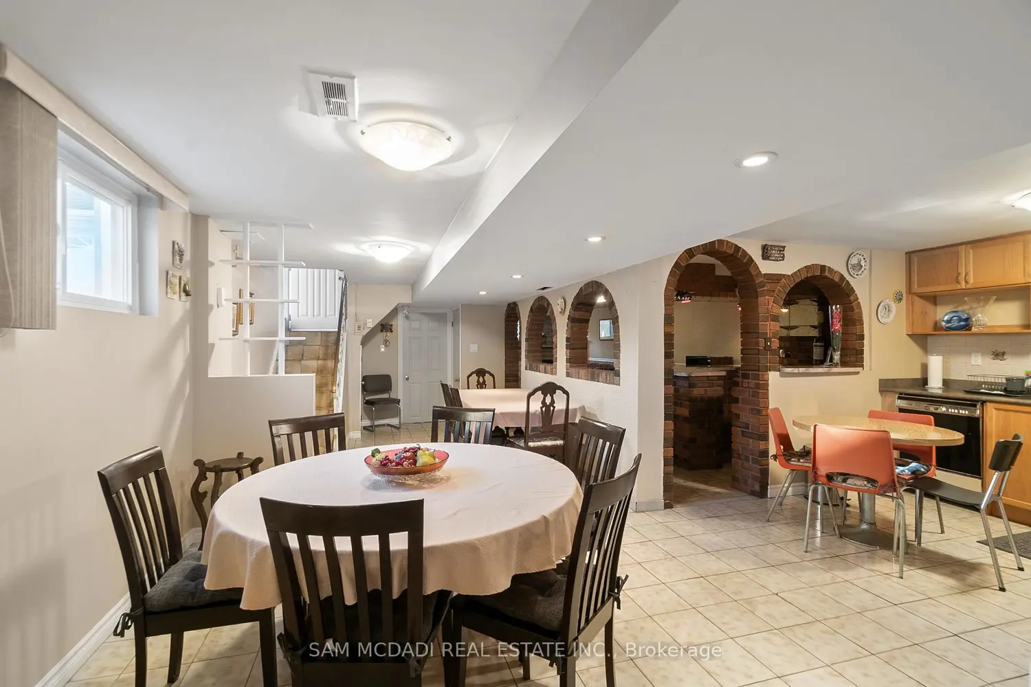 Additional image 17 of 83 Evans Avenue