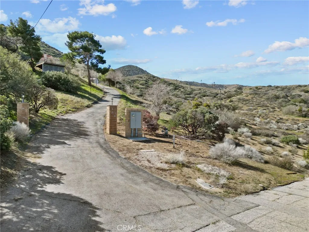 Additional image 6 of 1138 Lakeview Dr, Palmdale, CA 93551