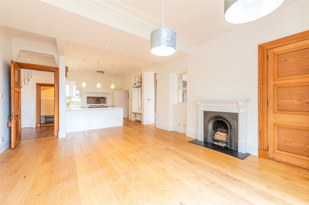 Additional image 13 of 6 bed semi-detached house for sale2 Rubislaw Den North, Aberdeen AB15