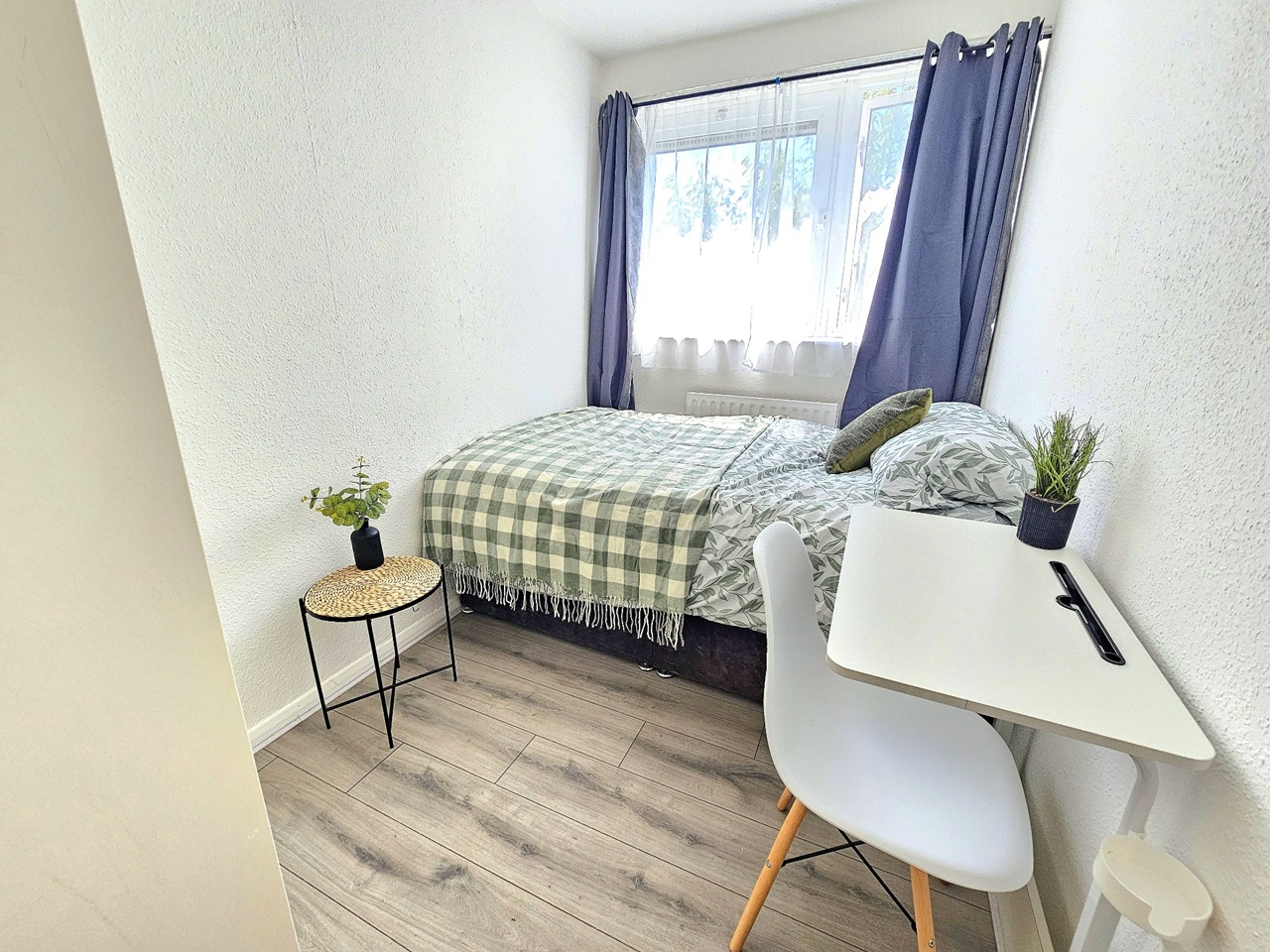 Additional image 3 of Room in a Shared Flat, Dowler House, E1, N1 7GU