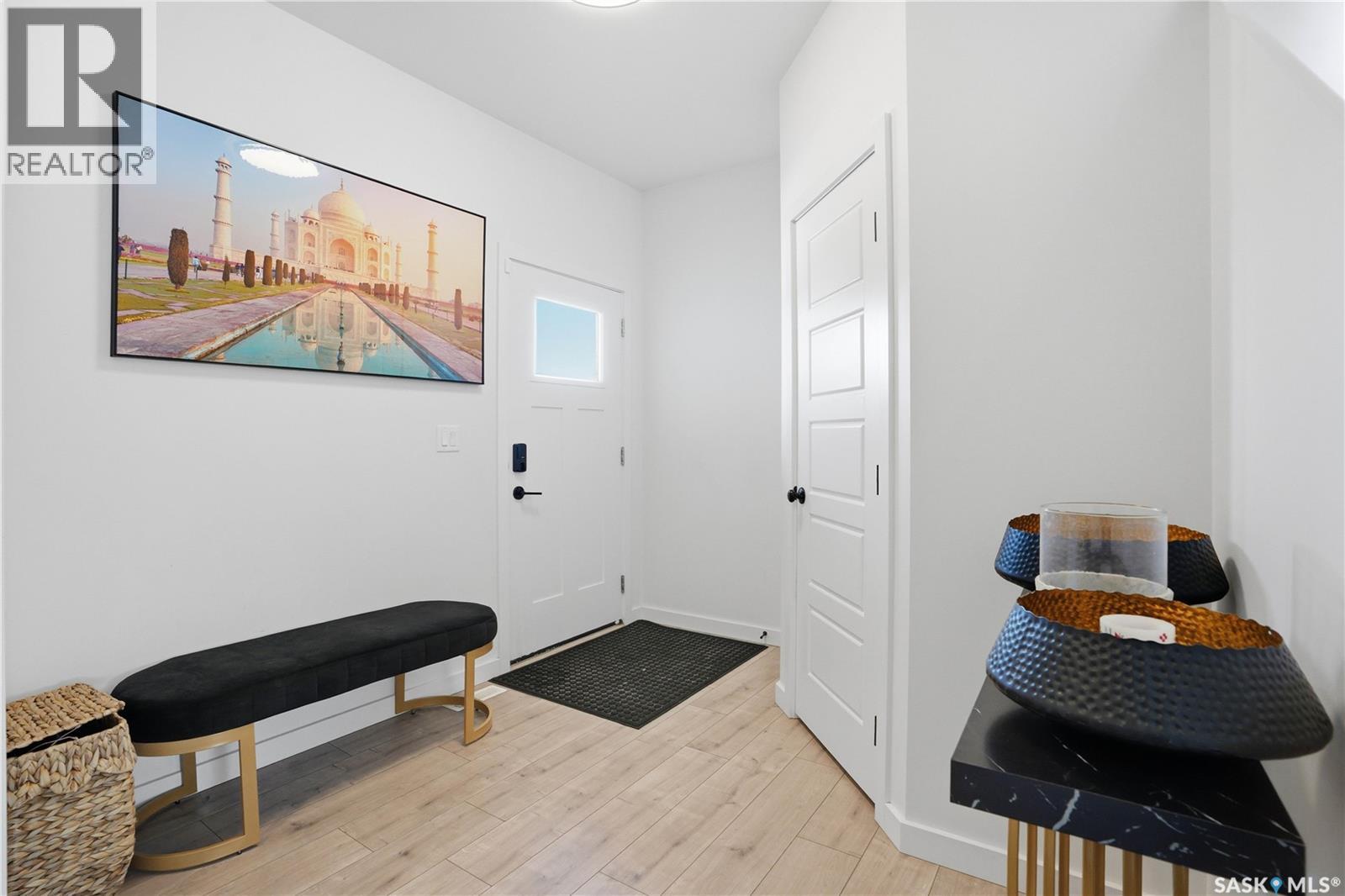 Additional image 3 of 360 Barrett Street, Saskatoon, SK, S7W1E7