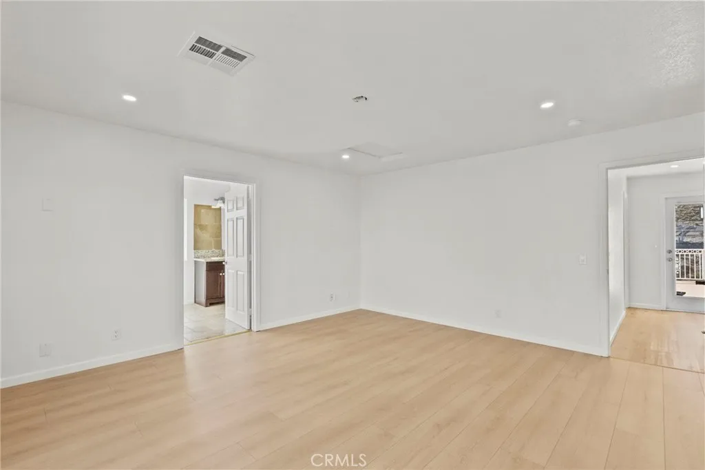 Additional image 91 of 1138 Lakeview Dr, Palmdale, CA 93551