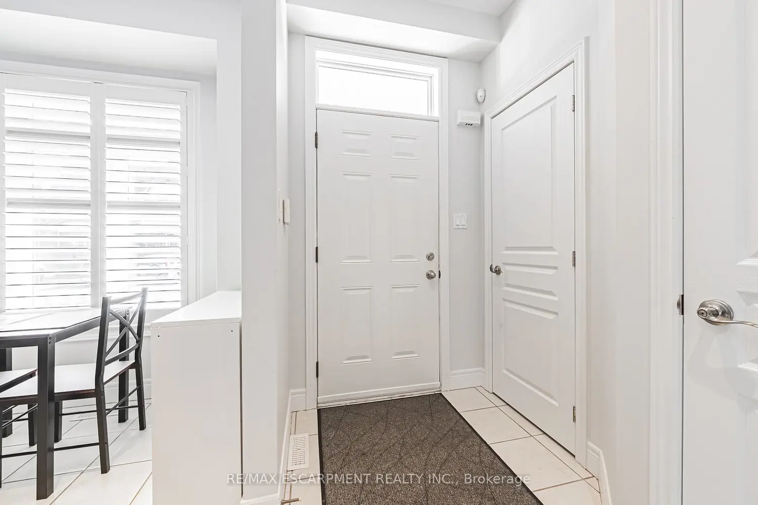 Additional image 3 of 4115 Upper Middle Road 8