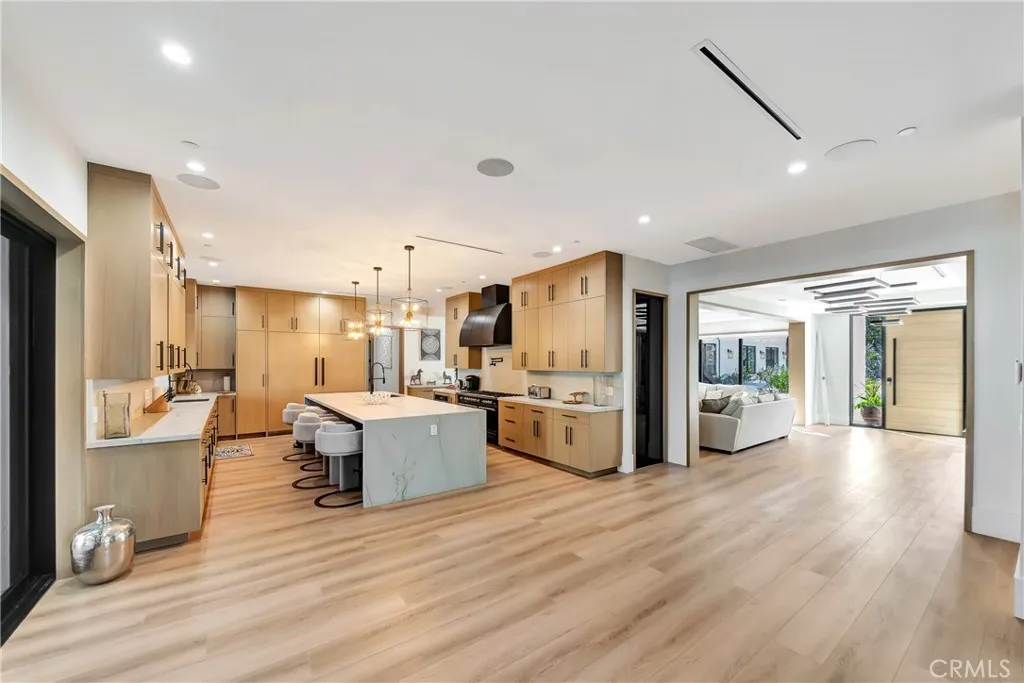 Additional image 24 of 19225 Rosita St, Tarzana, CA 91356