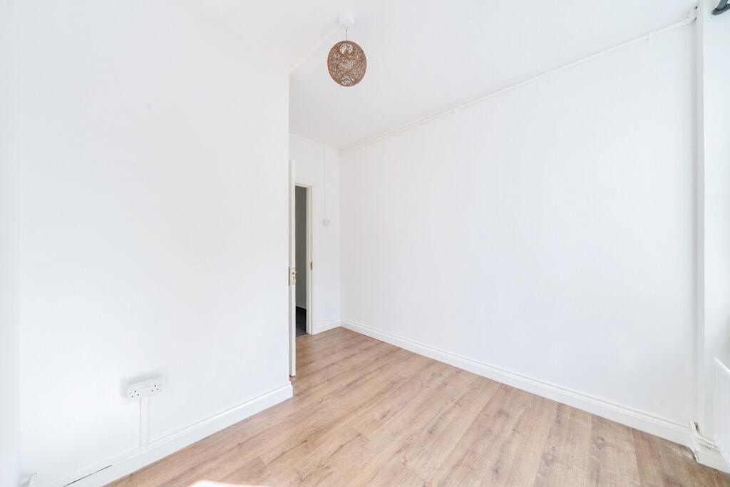 Additional image 7 of Room in a Shared Flat, Greystoke House, SE15, N1 7GU