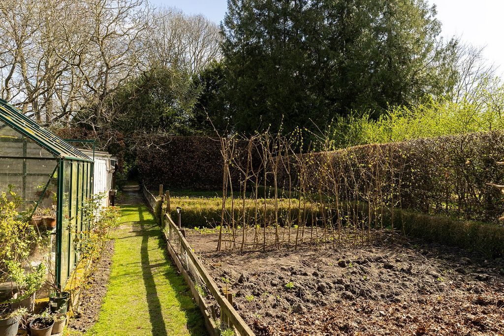 Additional image 26 of 8 bed detached house for saleMilton Lilbourne, Marlborough, Wiltshire SN9