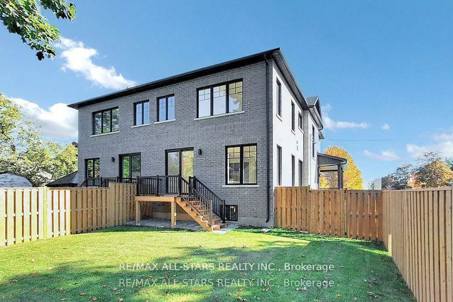 Additional image 17 of 50 Third Avenue